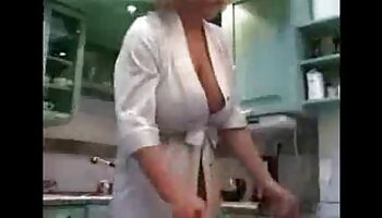 Tamed Teens Le cul d'une ado aux cheveux courts n'est que bon cette baise porno ding gratuit