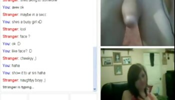 Mince videos xxx streaming mignonne utilisant son vibromasseur