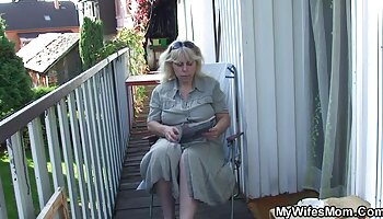Demi-soeur aux petits video xxx en streaming seins mange enfin du sperme