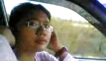 TEEN BigTits Girl avec une chatte porno black tu kiff extrêmement jeune