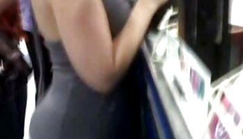 Syren Demer porno gratuit vierge - J'aime les gros seins de ma mère 2