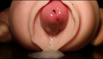 Petite mignonne blonde veut juste une grosse bite pour la xxx ejaculation femme remplir
