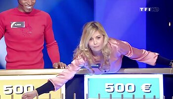 Totalement Tabitha prend une bite dans la chatte porno femme dominante et le trou du cul