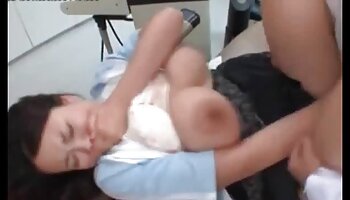 Voler le porno gratuit en famille copain de la grande soeur