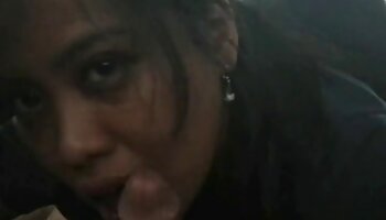 La teen porno gratuit adulte sexy Elena Gilbert aime le sexe anal