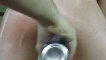Une strip-teaseuse amateur aux petits seins fait sa video porno français gratuit première vidéo porno